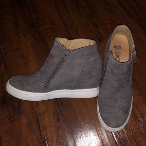 Women’s Wedge Bootie